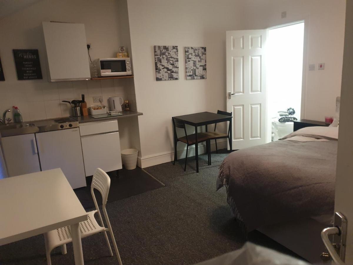 Coventry Studio Apartment Экстерьер фото